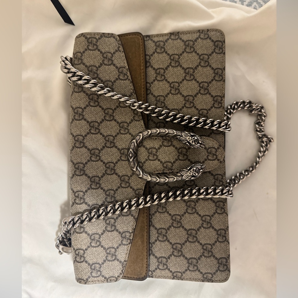 Gucci Dionysus medium shoulder bag